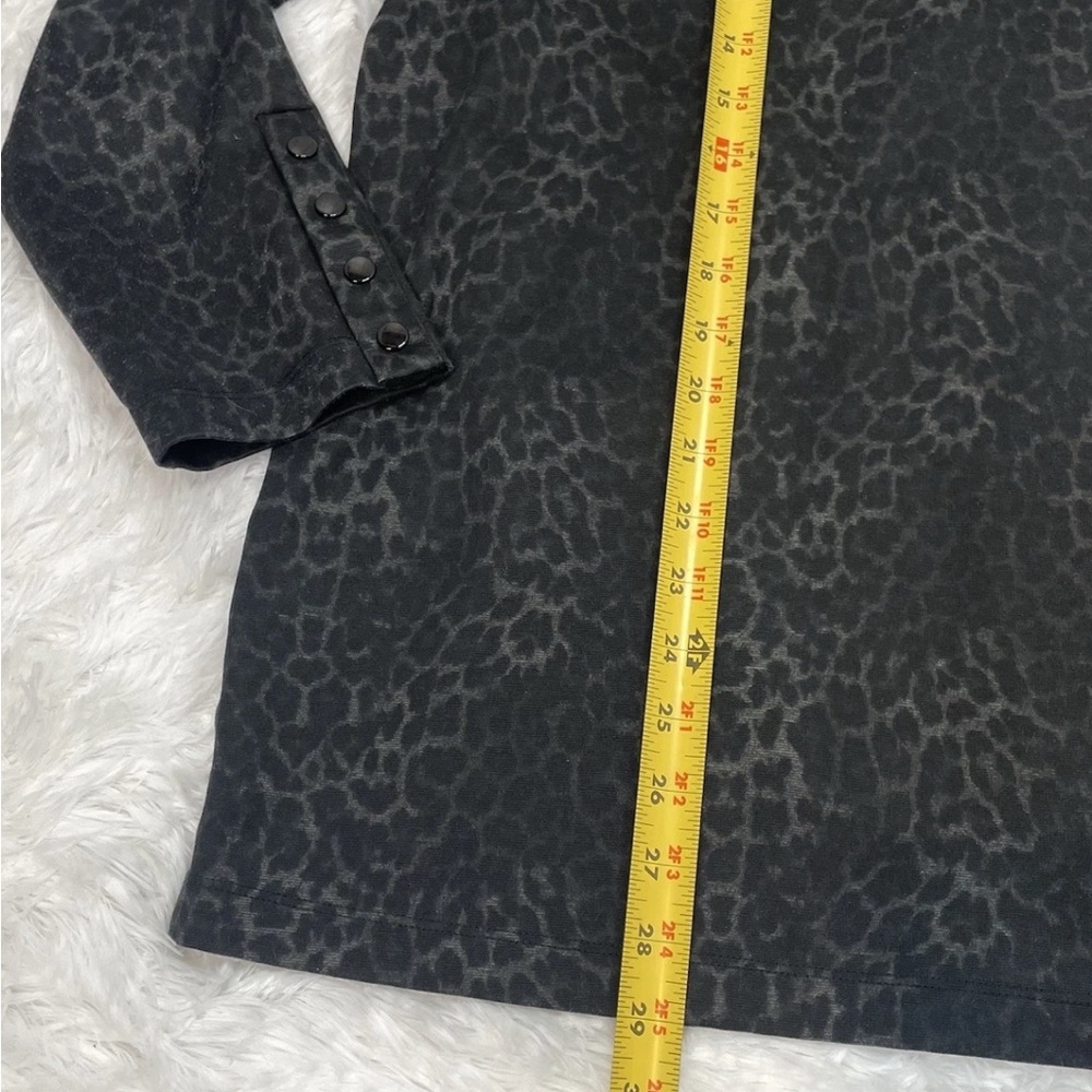 Chicos Size 3 (US Size XL) Women’s Animal Print Shirt Blouse Black Blouse Top - Picture 7 of 8